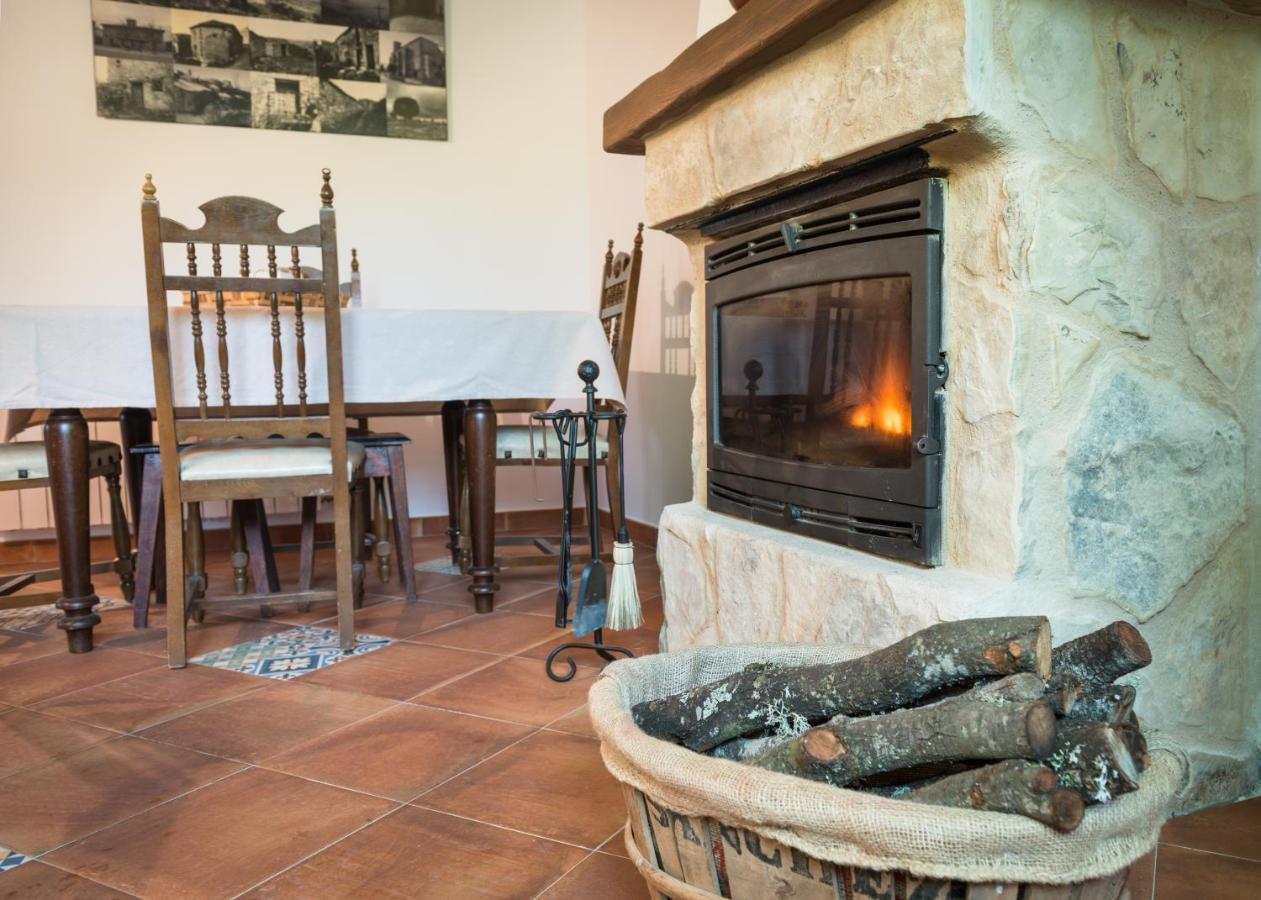 Casa Rural Las Abubillas Mirabueno Bagian luar foto